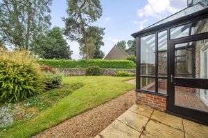 Rear- click for photo gallery